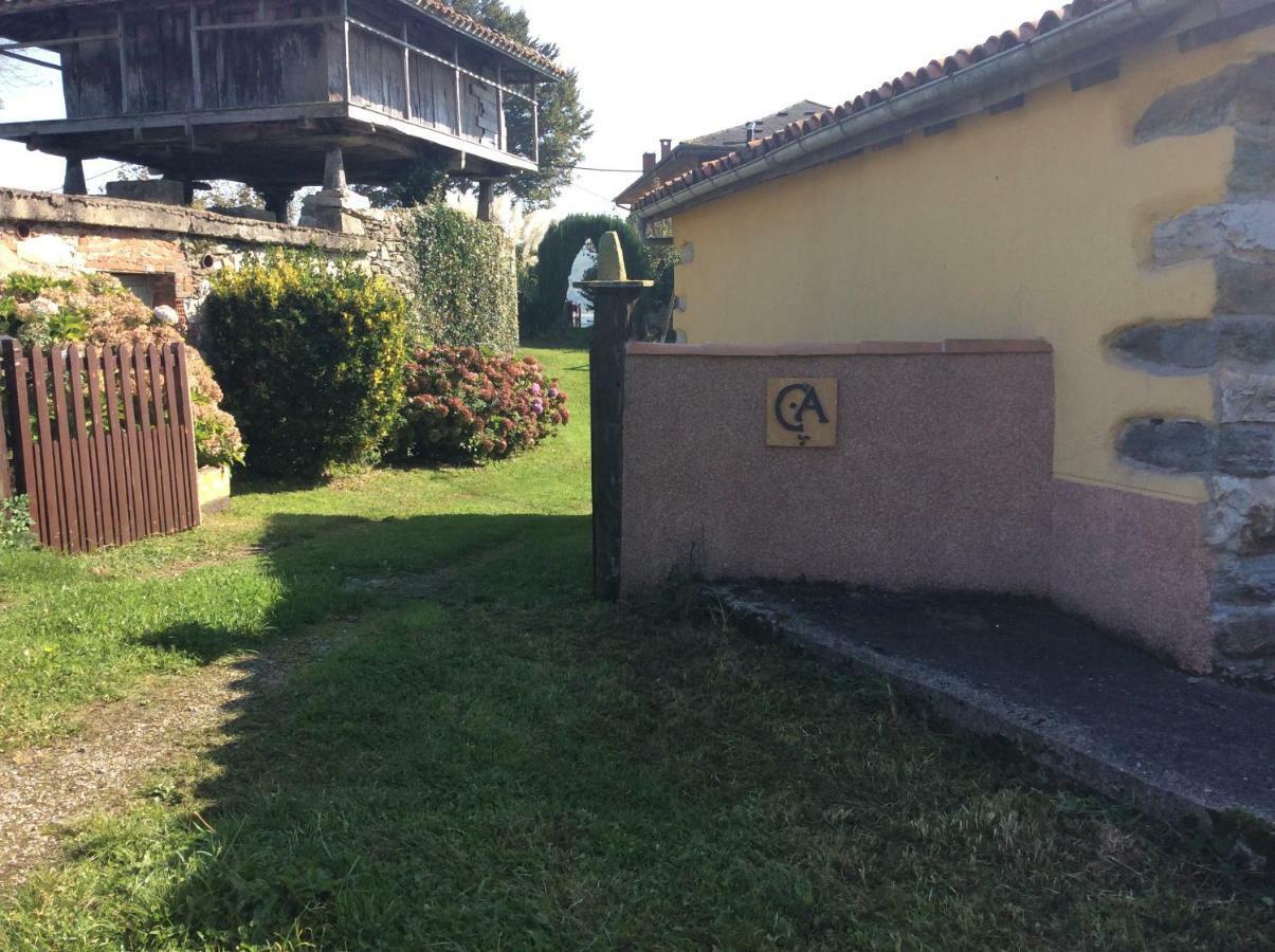 Casa Nueva Pension Salas  Buitenkant foto
